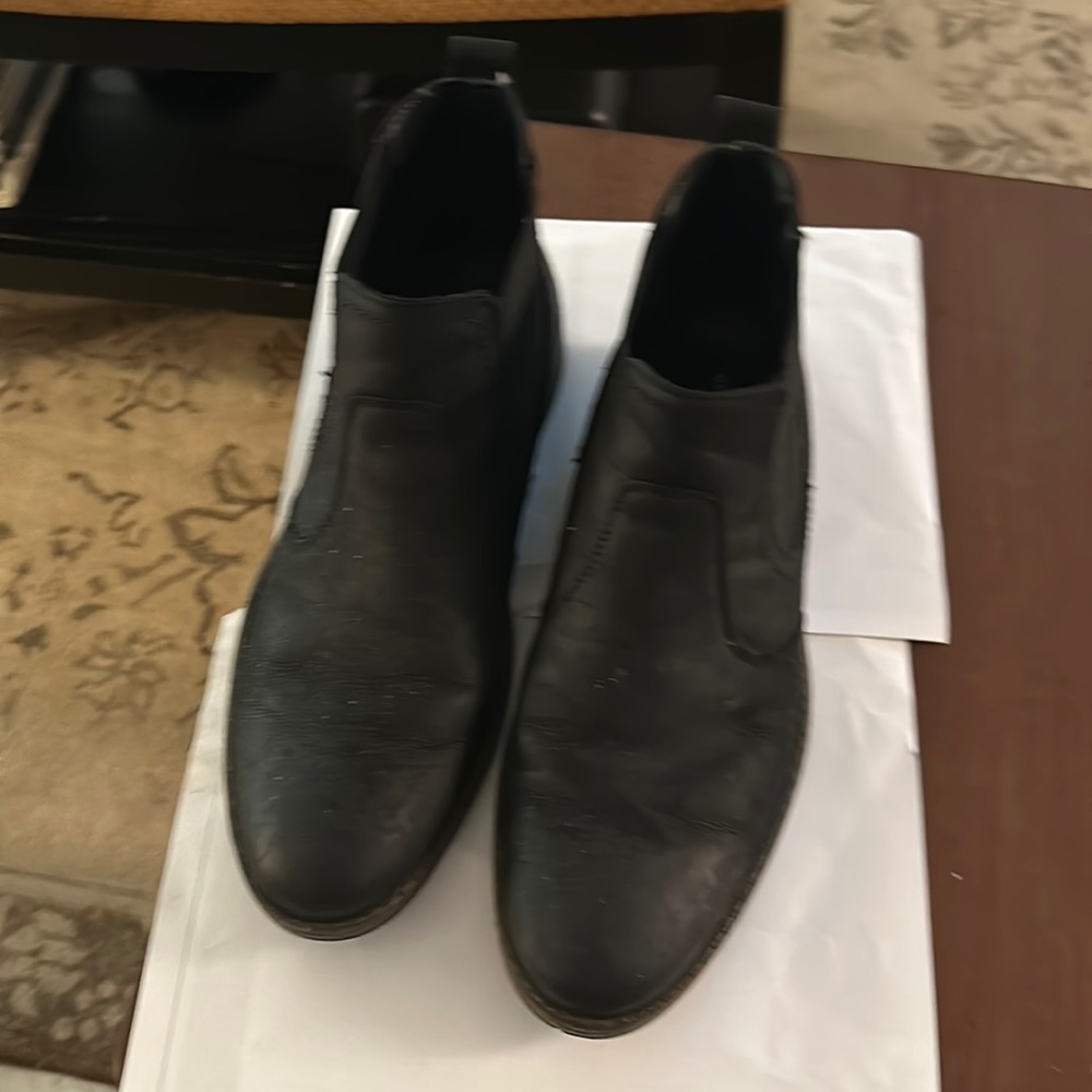 NORDSTROM WATERPROOF CHUKKA BOOTS